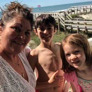 Meet your Posher, Carri